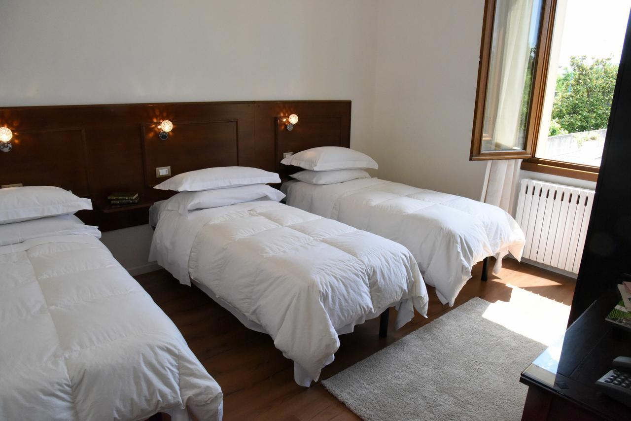 Hotel Livio Брешия Экстерьер фото