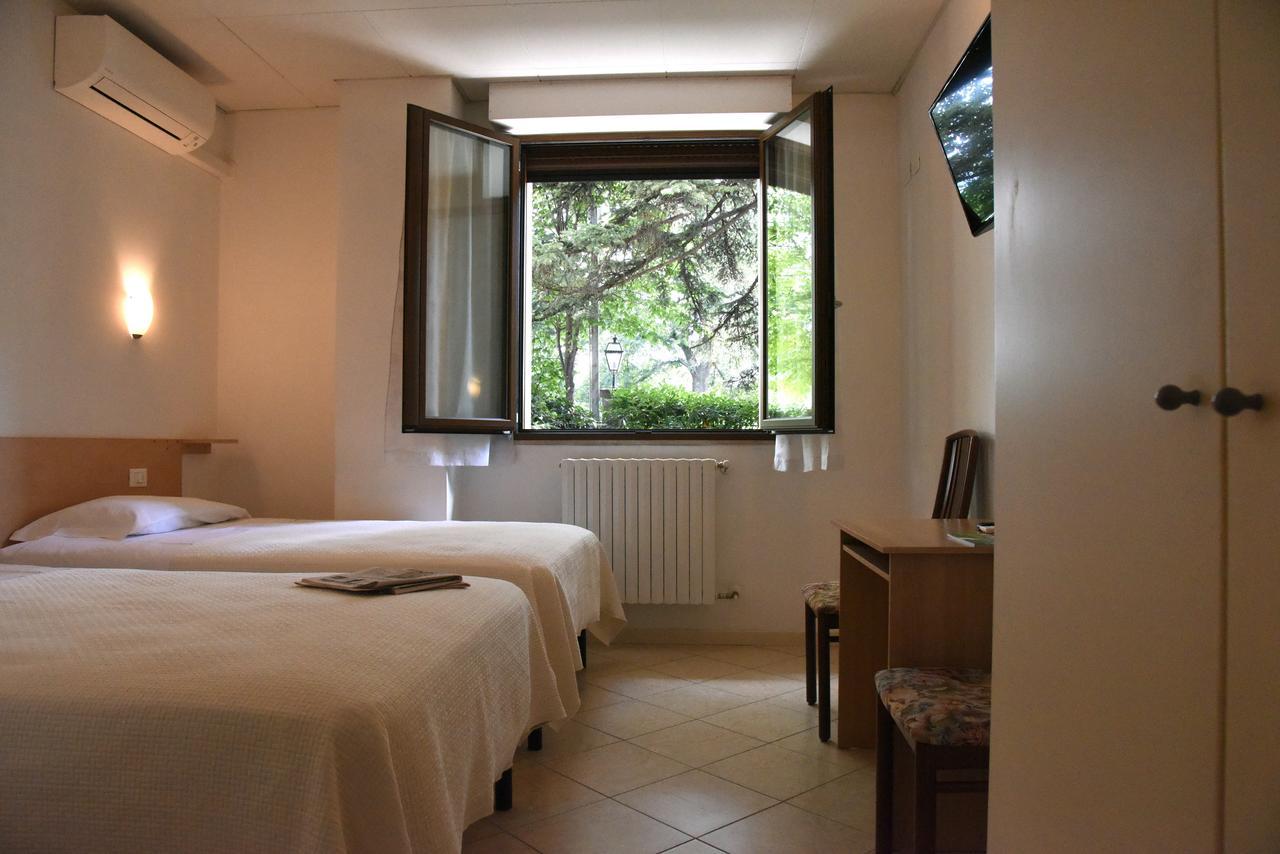 Hotel Livio Брешия Экстерьер фото